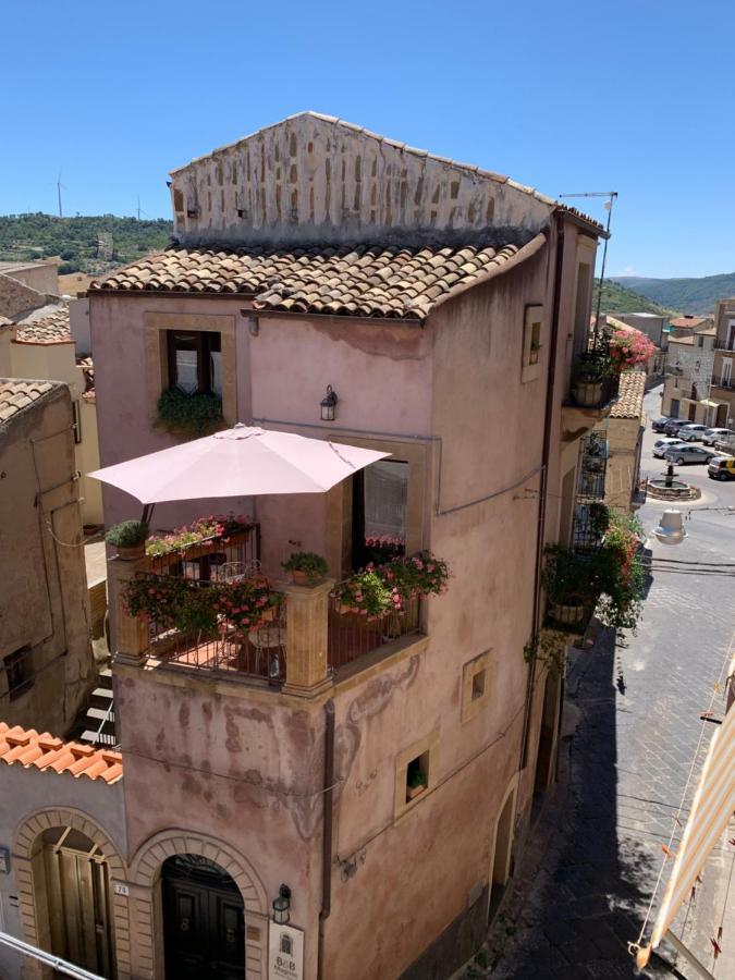 B&B Mugnos Charme Living Licodia Eubea Exterior photo